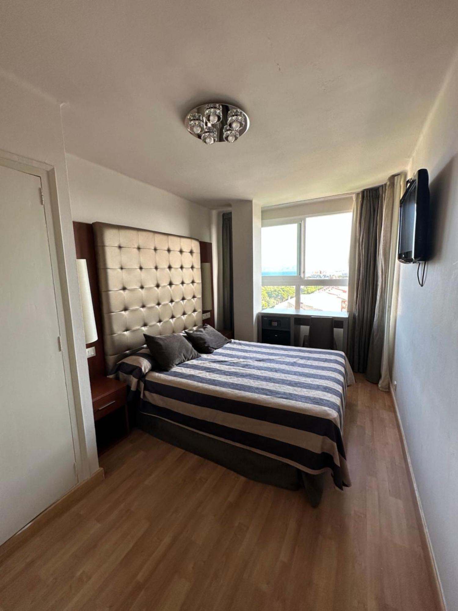 Panorama 4*